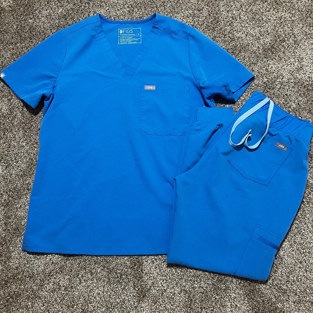 Figs Capri Blue Jogger Scrub Set